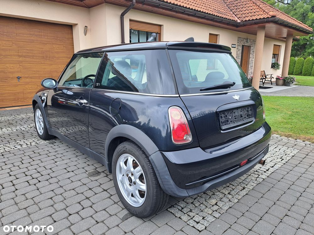 MINI ONE Seven - 12