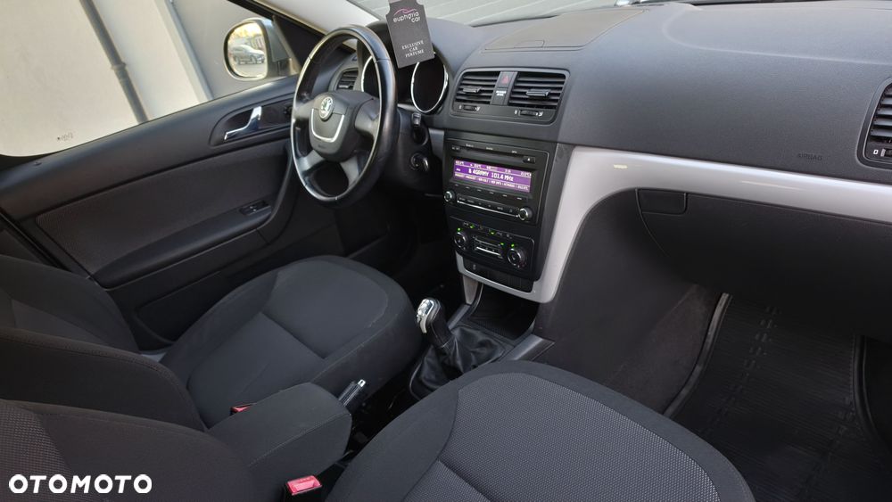 Skoda Yeti 1.8 TSI 4x4 Elegance PLUS EDITION - 23