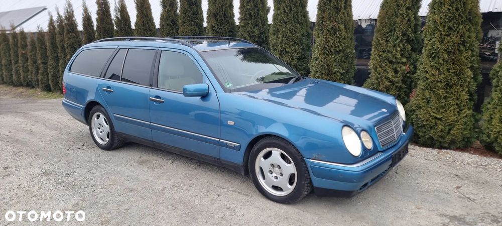 Mercedes-Benz Klasa E 420 T Avantgarde - 1