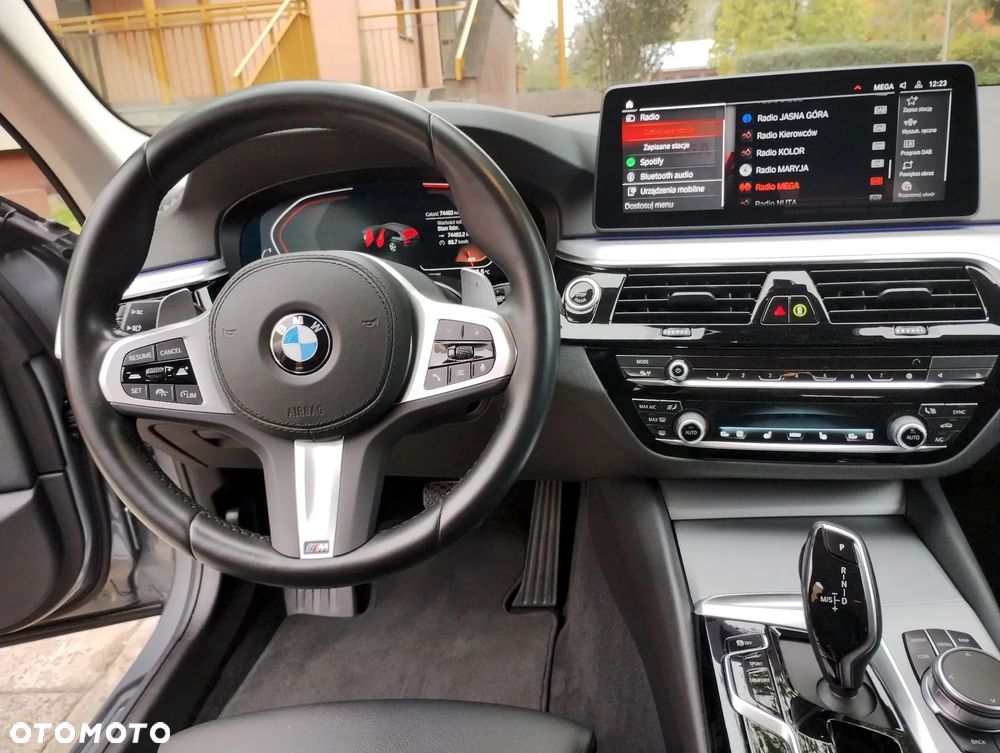 BMW Seria 5 520d - 14