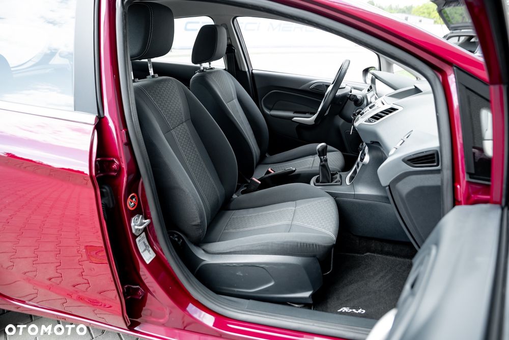 Ford Fiesta 1.6 Ti-VCT Titanium - 27