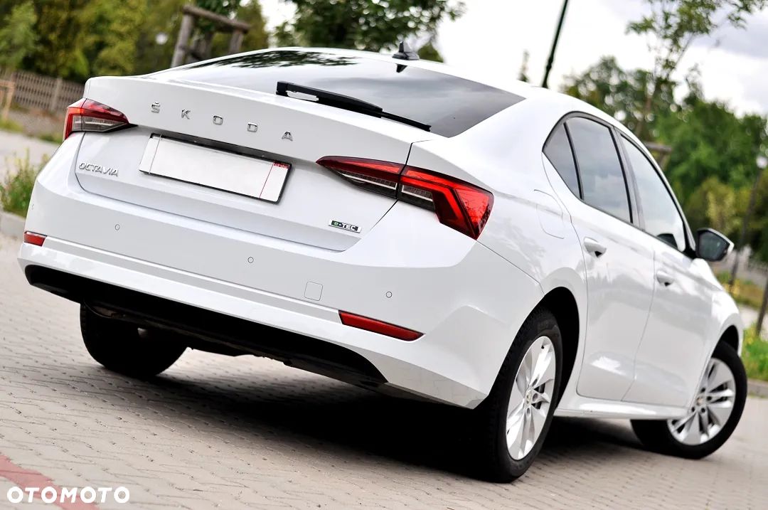 Skoda Octavia 1.5 TSI e-TEC DSG Ambition - 1