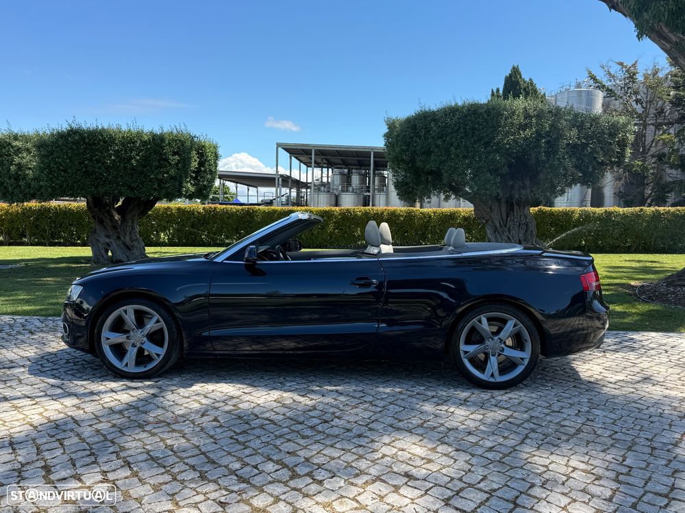Audi A5 Cabrio 2.0 TDi - 11