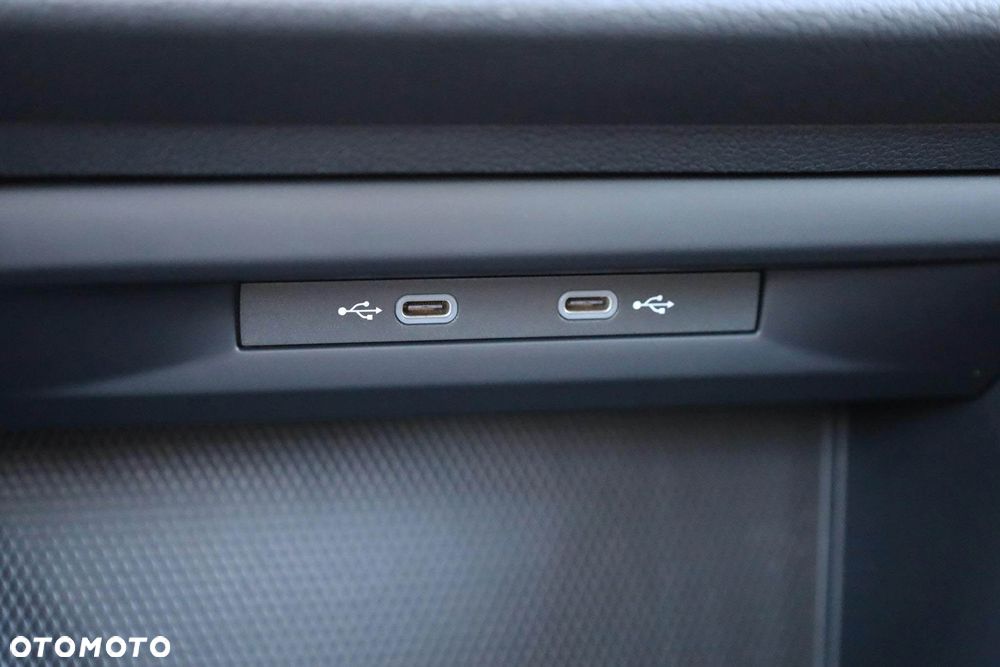 Volkswagen Golf 1.5 TSI EVO Life - 26