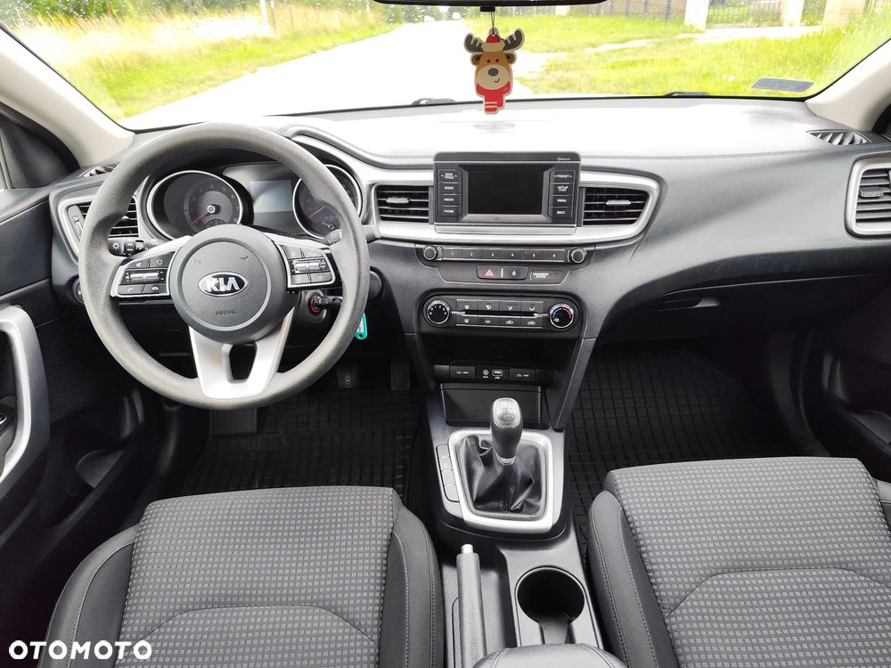 Kia Ceed 1.4 T-GDI M - 9