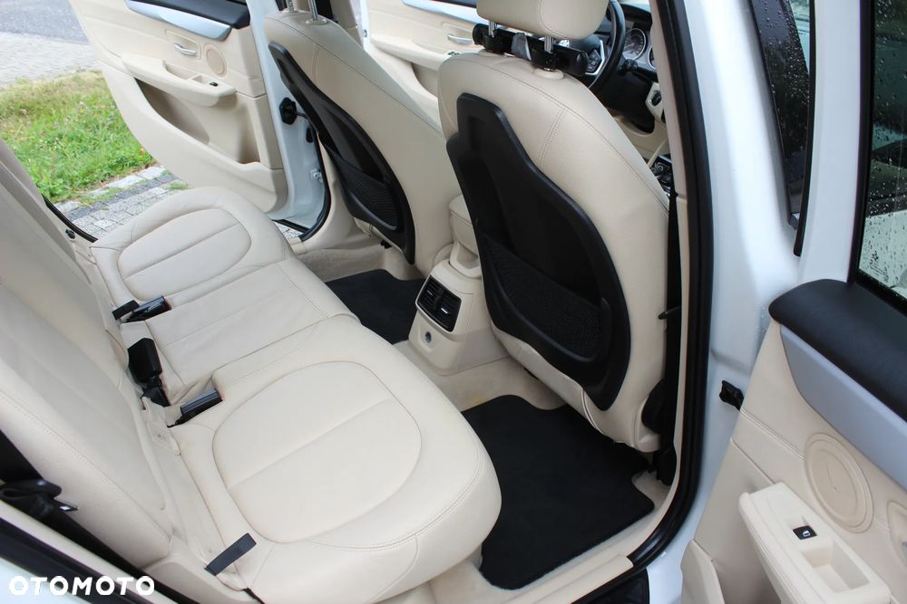 BMW Seria 2 218d Luxury Line - 20