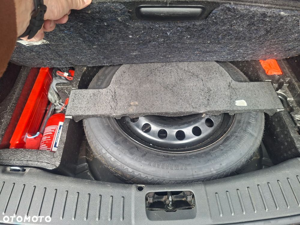 Ford Kuga 2.0 TDCi Individual FWD - 10