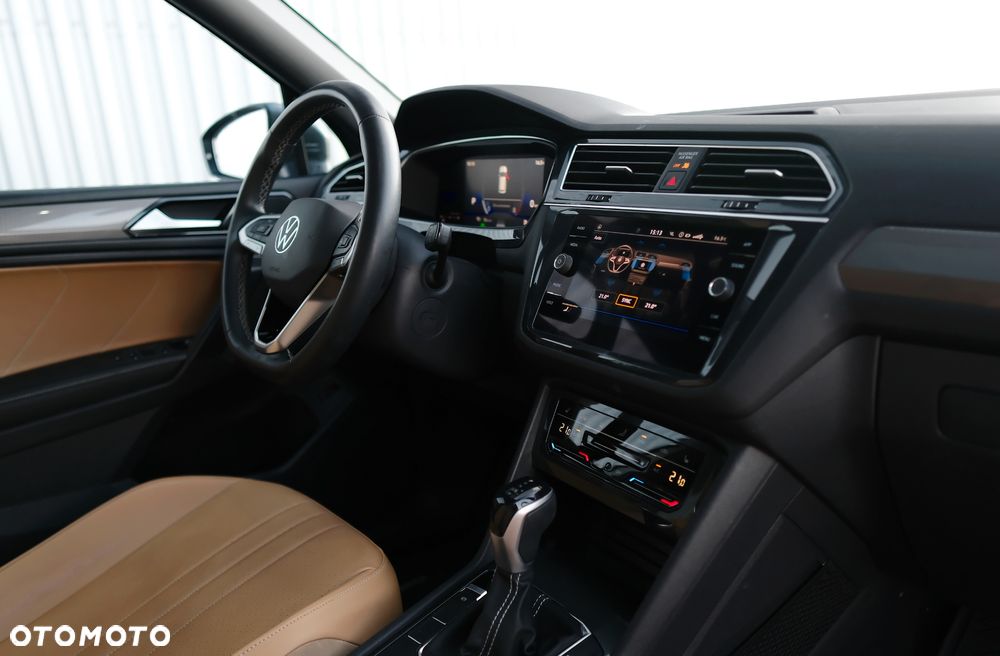 Volkswagen Tiguan - 29