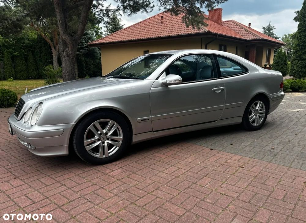 Mercedes-Benz CLK - 3