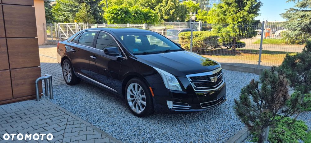 Cadillac XTS - 11