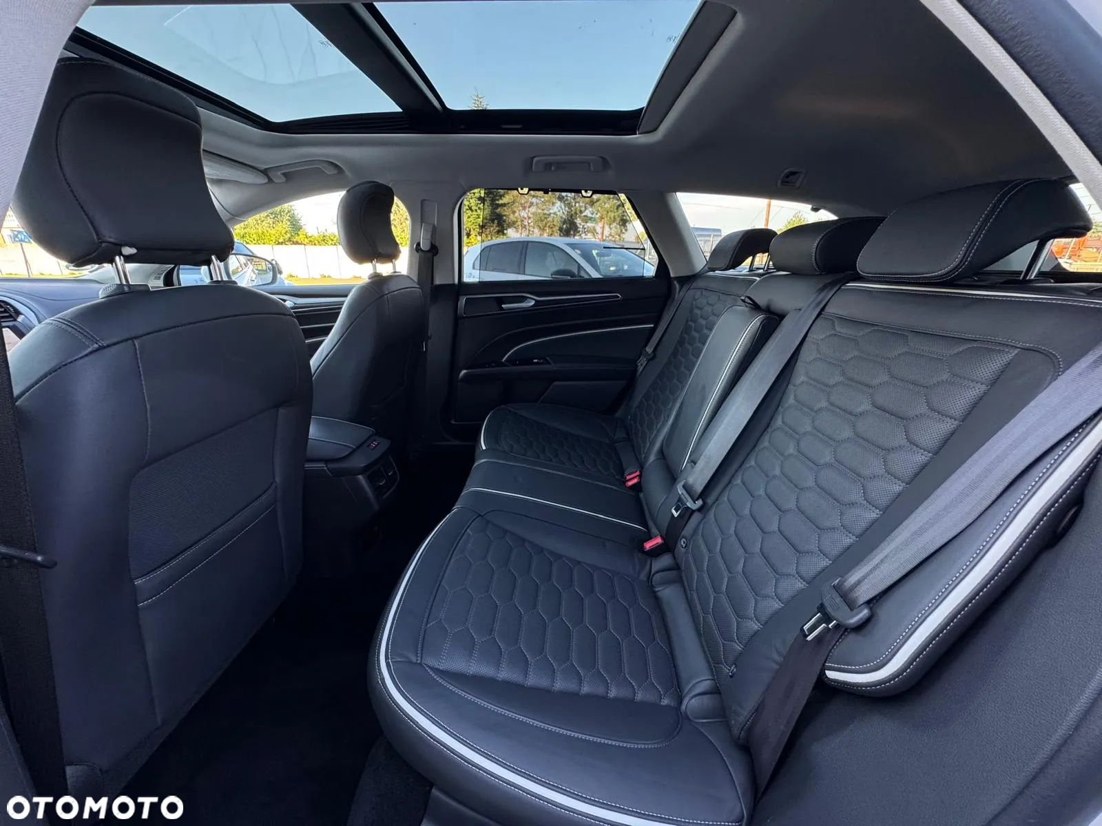 Ford Mondeo 2.0 EcoBlue VIGNALE - 26