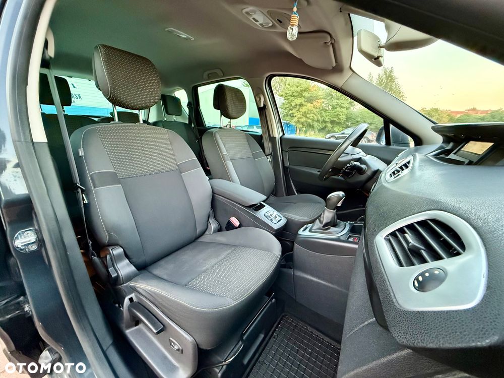 Renault Scenic 2.0 16V 140 CVT Dynamique - 15