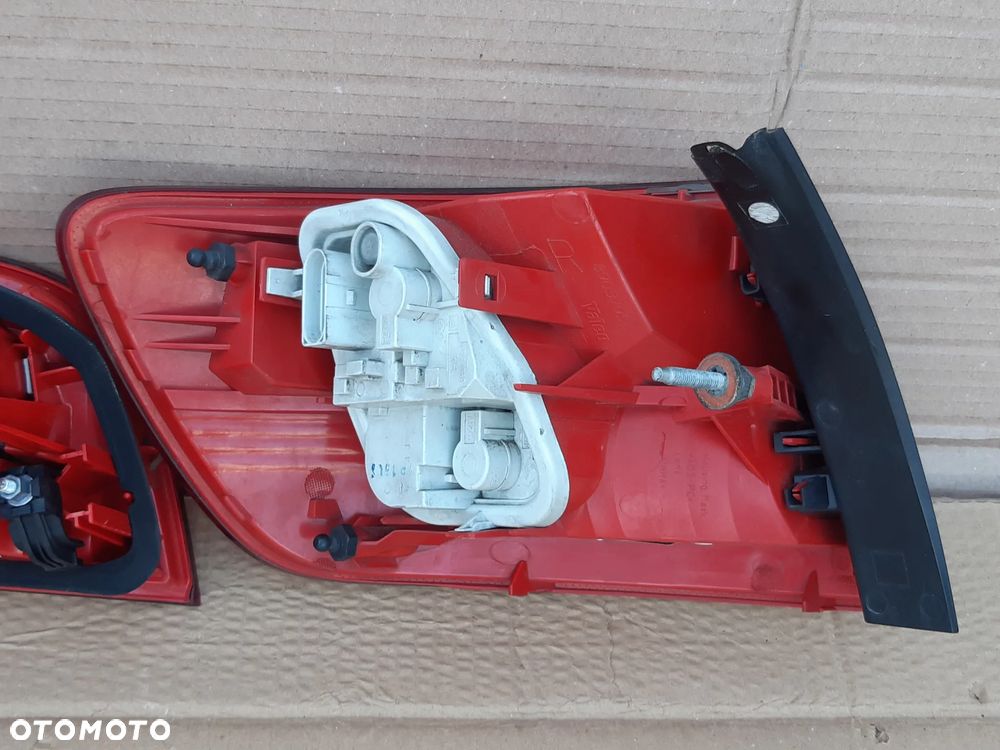 AUDI A6 C6 LIFT AVANT LAMPA TYŁ KPL - 11