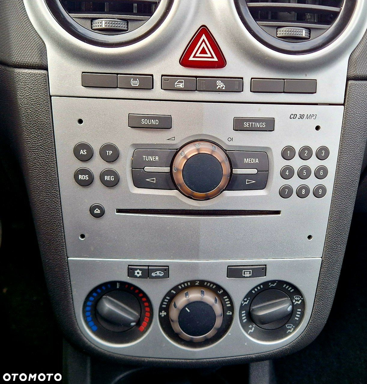 Opel Corsa - 10