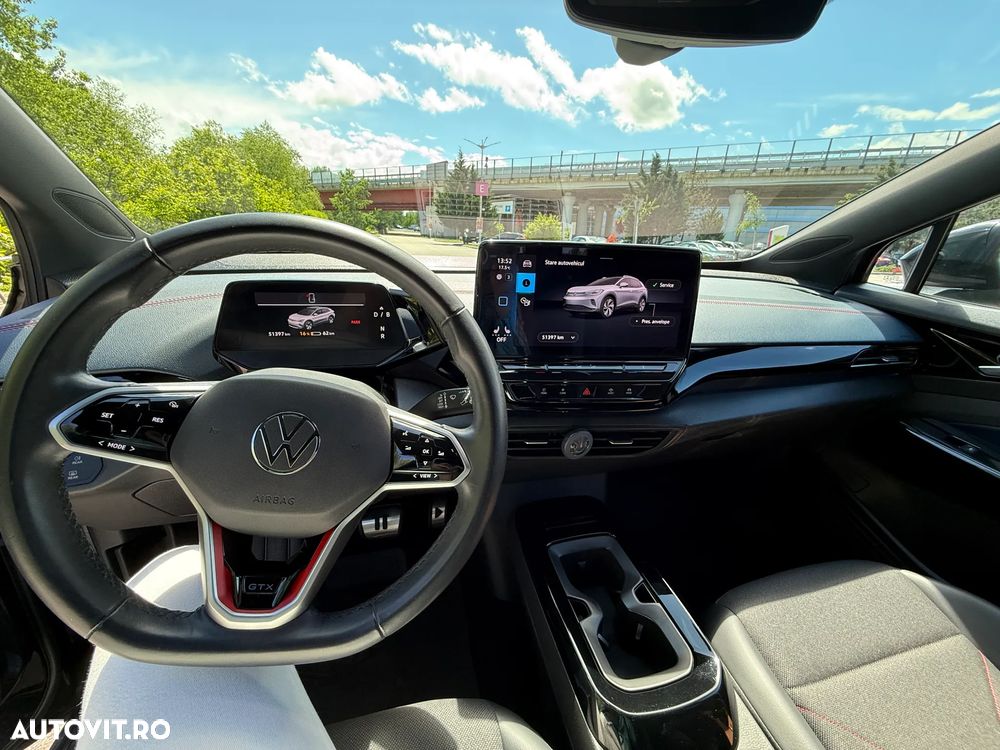 Volkswagen ID.4 - 5