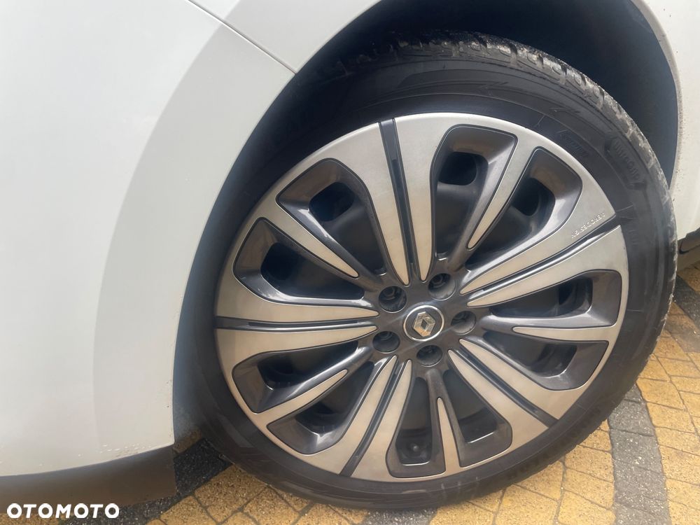 Renault Scenic BLUE dCi 120 BUSINESS EDITION - 32