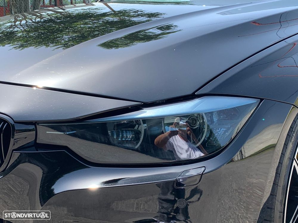 BMW 320 d Auto Pack M - 4