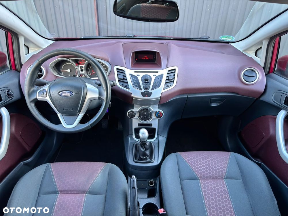 Ford Fiesta 1.25 SYNC Edition - 13