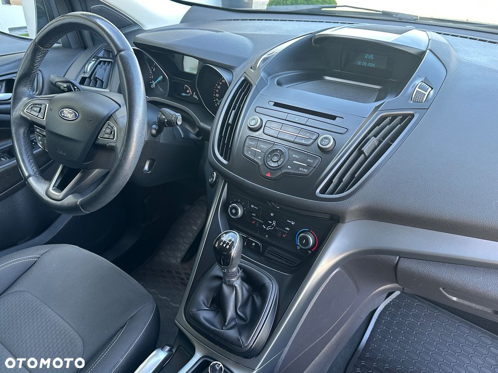 Ford Kuga - 14