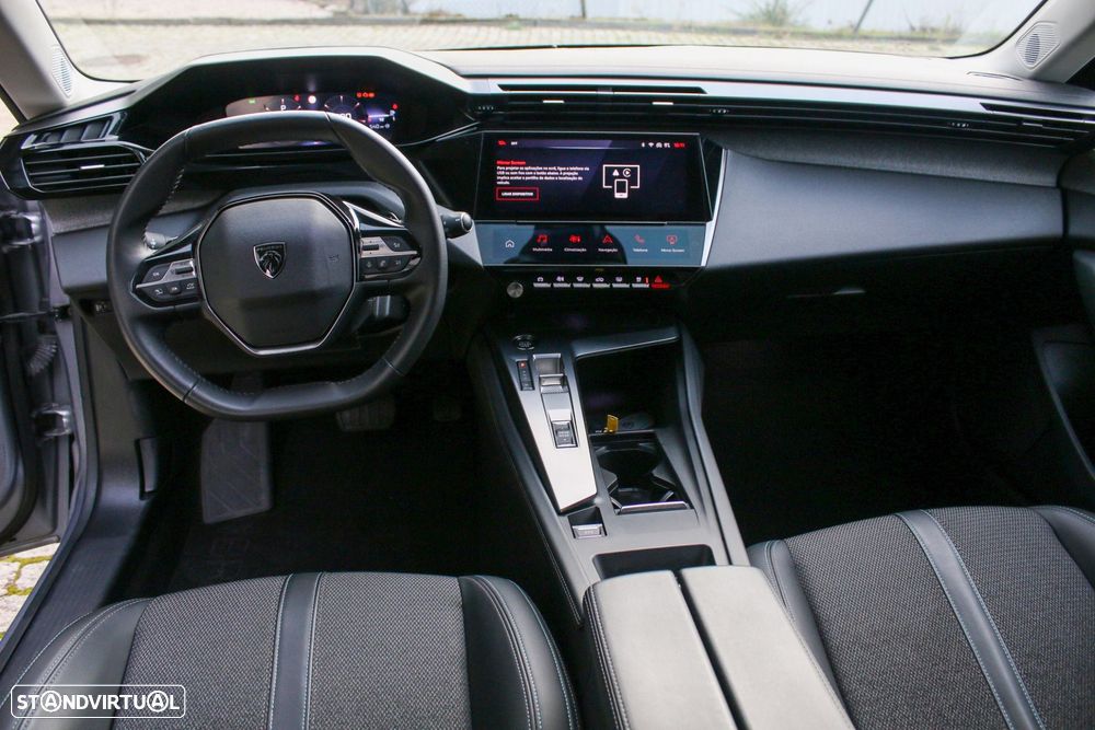 Peugeot 308 SW 1.2 PureTech Allure EAT8 - 32