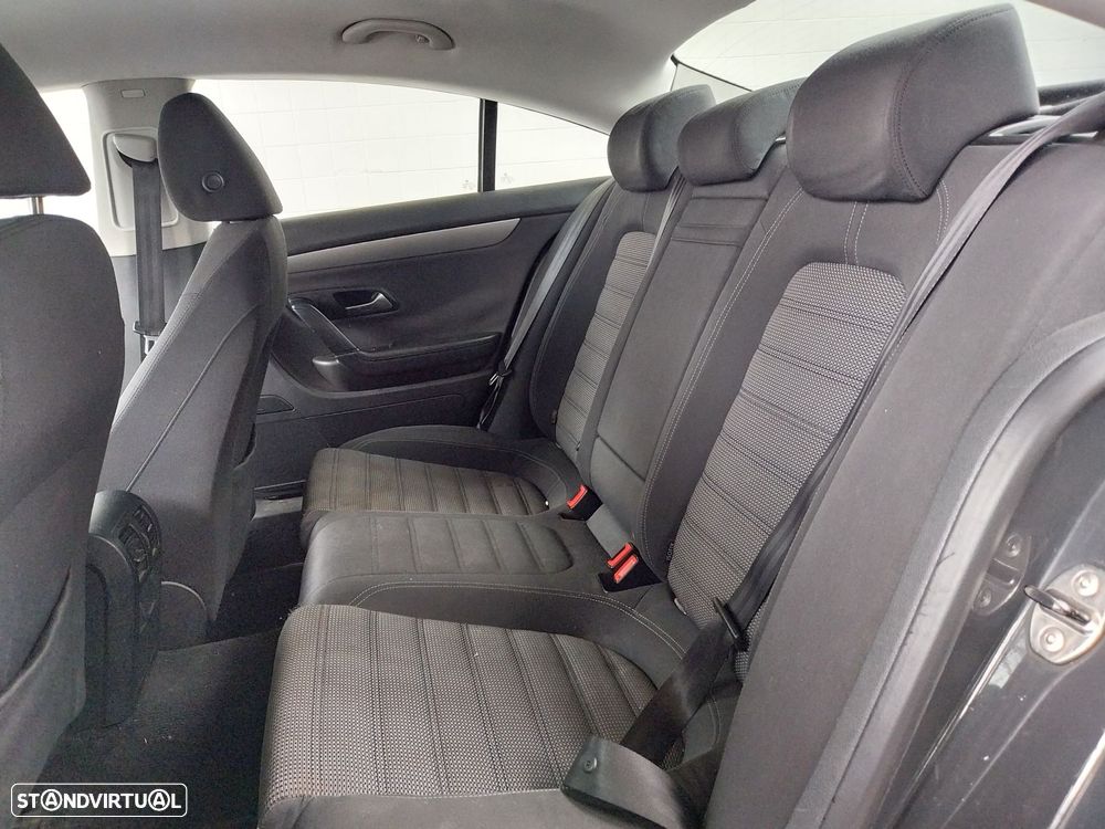 VW Passat CC 2.0 TDi Blue - 8