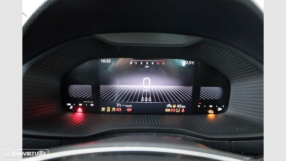 Skoda Karoq 1.0 TSI Ambition - 11