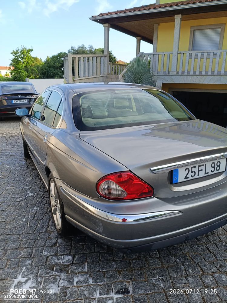 Jaguar X-Type 2.0 D Executive - 18