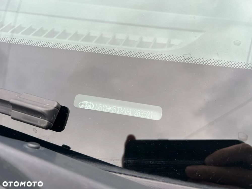 Kia Ceed 1.4 L - 11