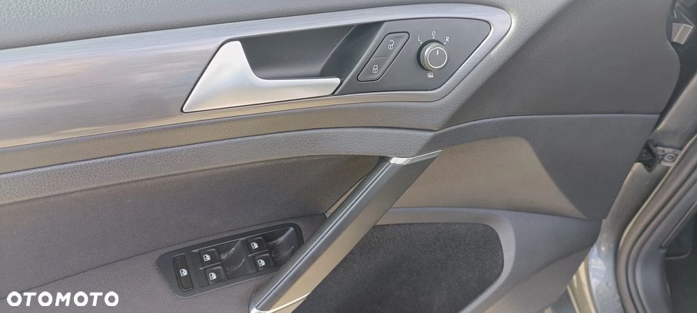 Volkswagen Golf VII 2.0 TDI BMT Highline DSG - 13