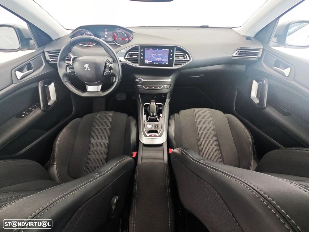Peugeot 308 PureTech 130 EAT8 Allure Pack - 40