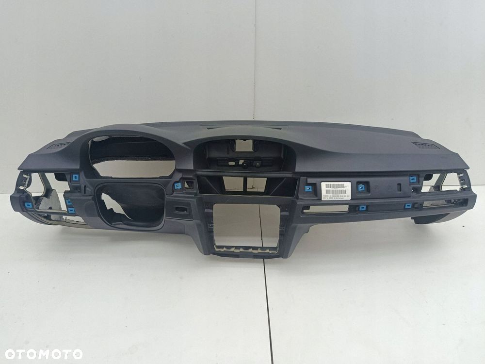 BMW E90 E91 DESKA KONSOLA NAVI KUBKI EUROPA - 1
