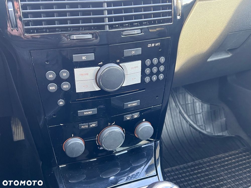 Opel Astra 1.6 Cosmo - 21