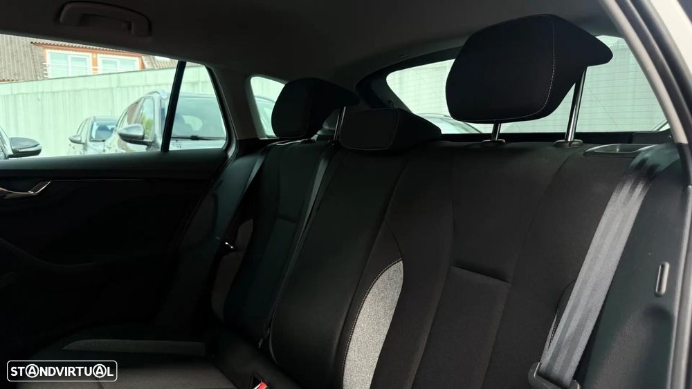 Skoda Scala 1.0 TSI DSG - 12