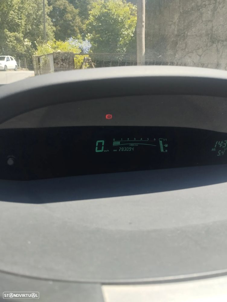 Toyota Yaris 1.4 D-4D - 15