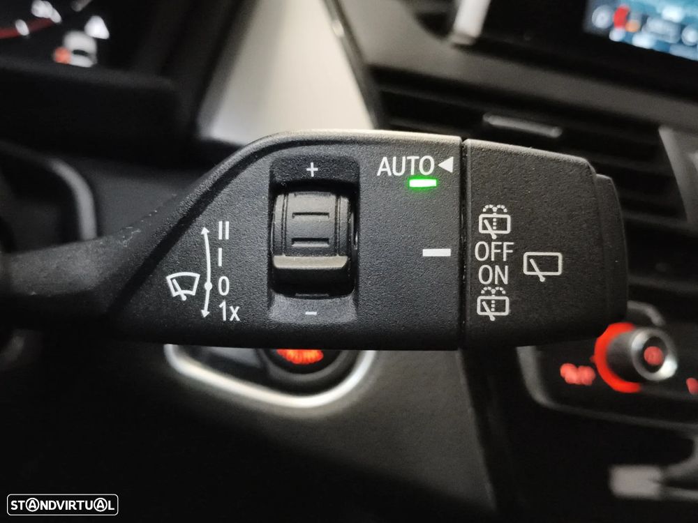 BMW 216 Active Tourer d Advantage - 30