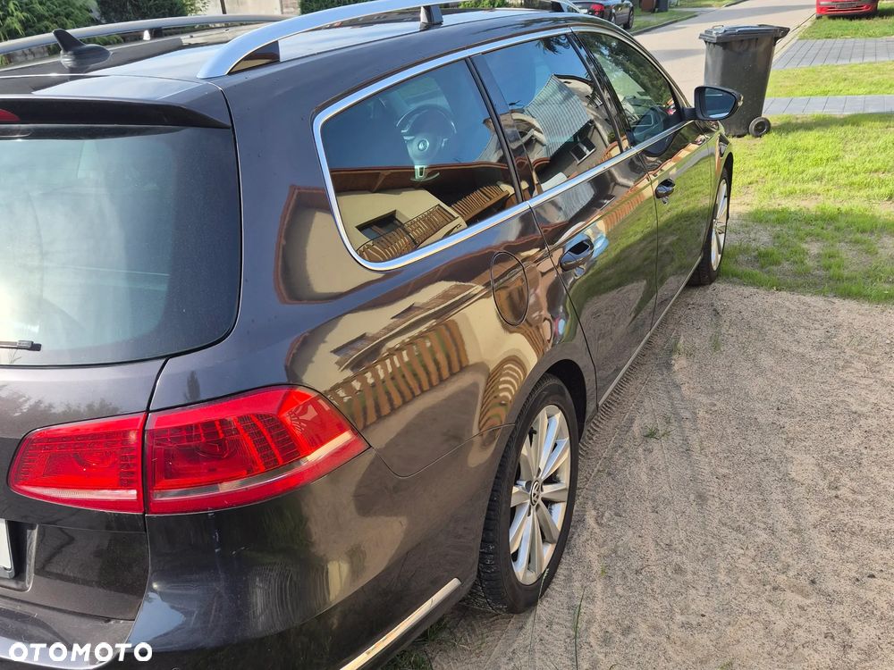 Volkswagen Passat 2.0 TDI Highline - 8