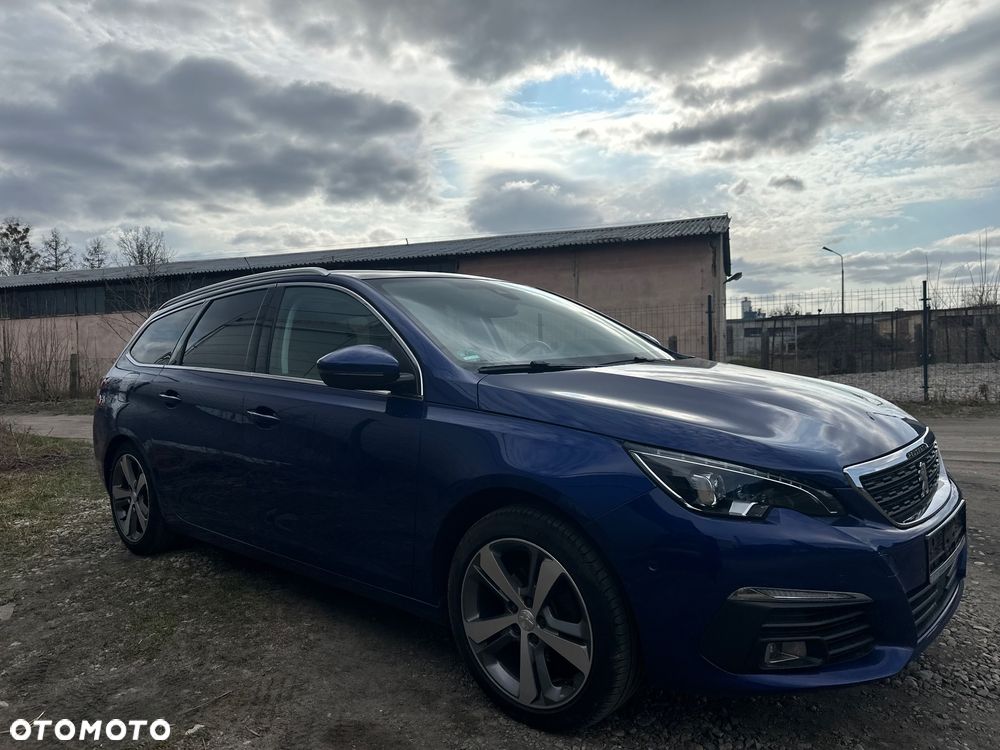 Peugeot 308 BlueHDi 130 EAT8 Business - 18