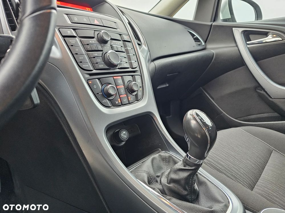Opel Astra 1.4 T Active EU6 - 22
