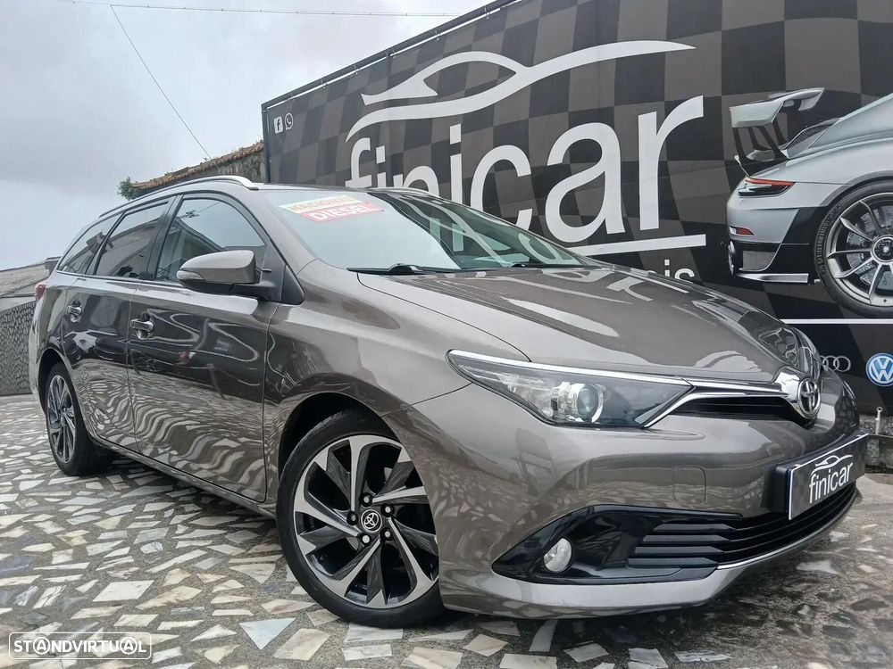 Toyota Auris Touring Sports 1.4 D-4D Exclusive+Navi - 1