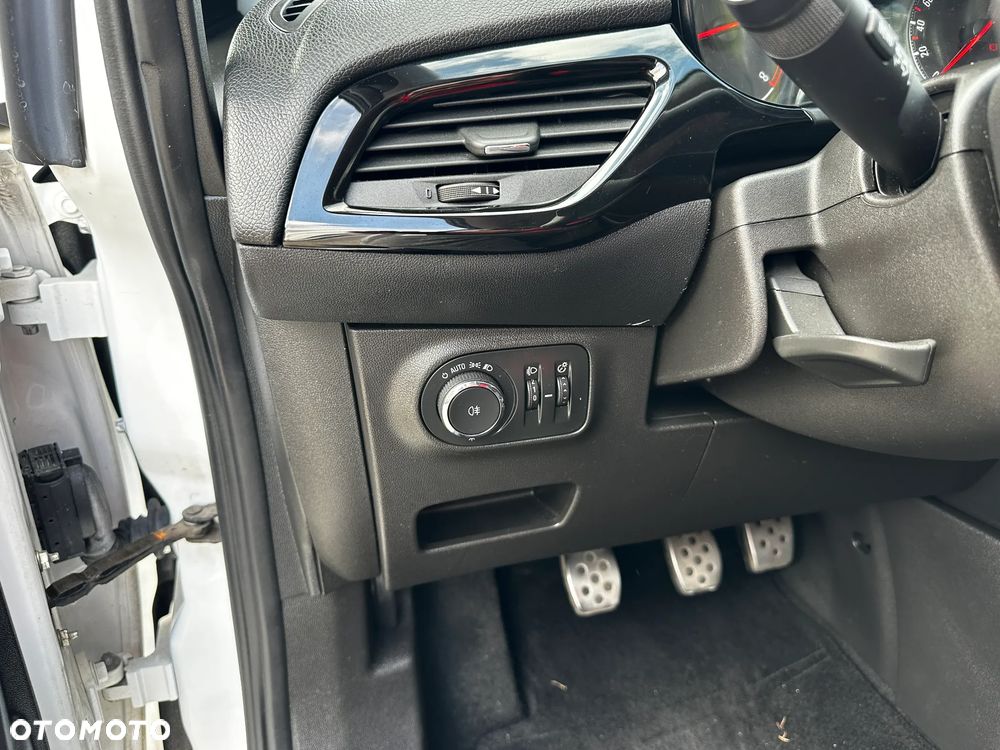 Opel Corsa - 18