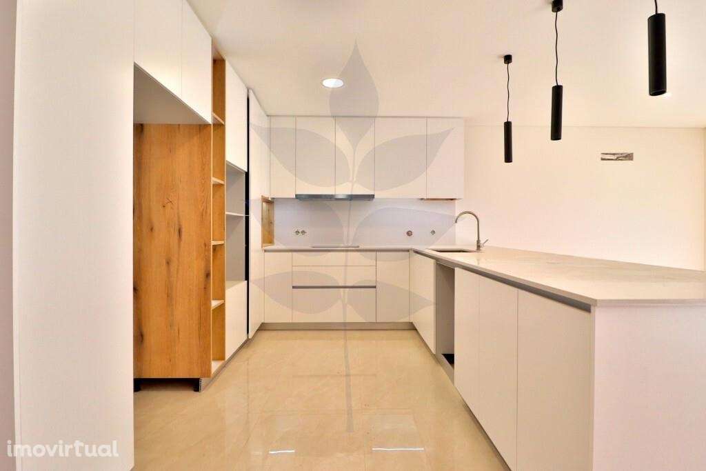 Moradia T4 - 2 suítes - em Palmeira, Braga - Grande imagem: 5/33