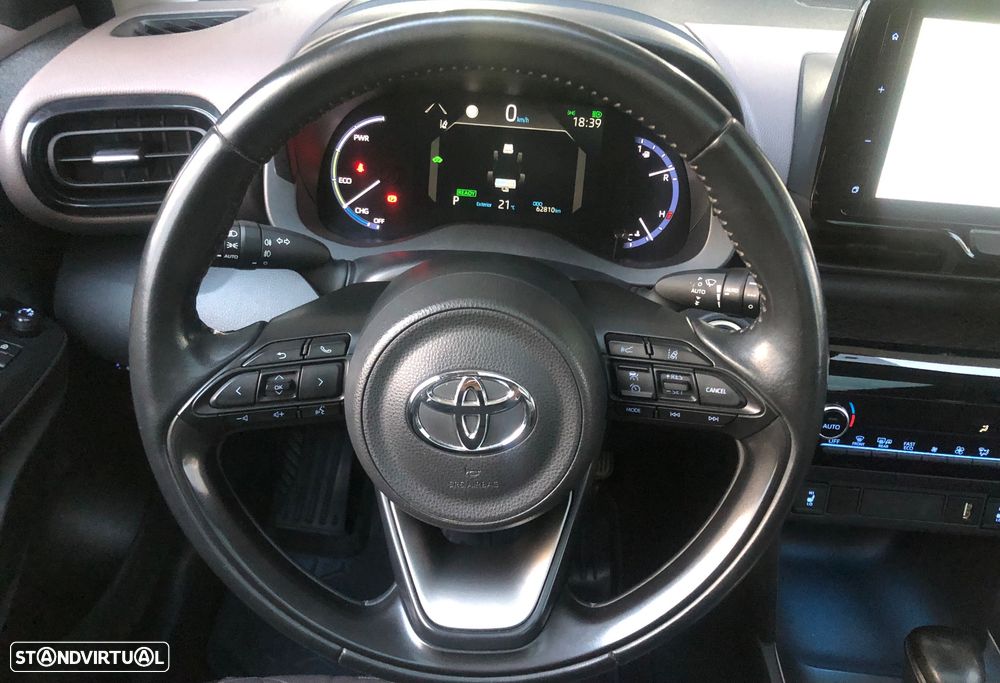 Toyota Yaris Cross 1.5 HDF Square Collection - 31