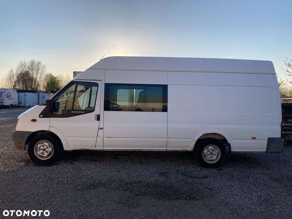 Ford Transit - 12