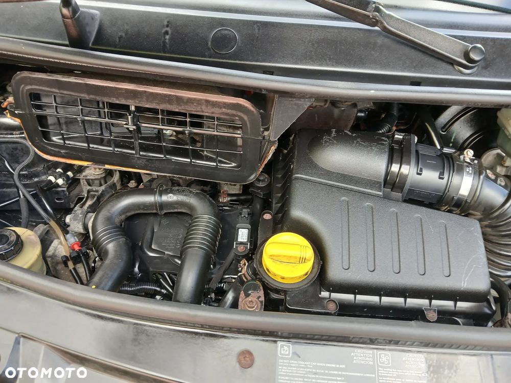 Opel VIVARO - 17