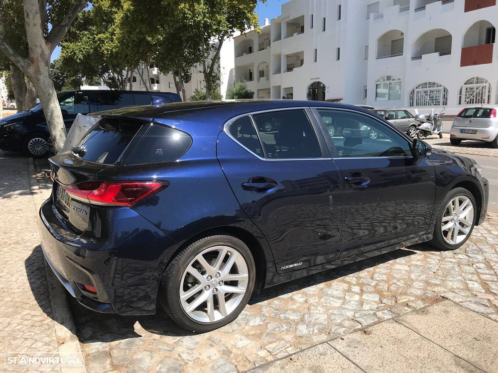 Lexus CT 200h Executive - 4