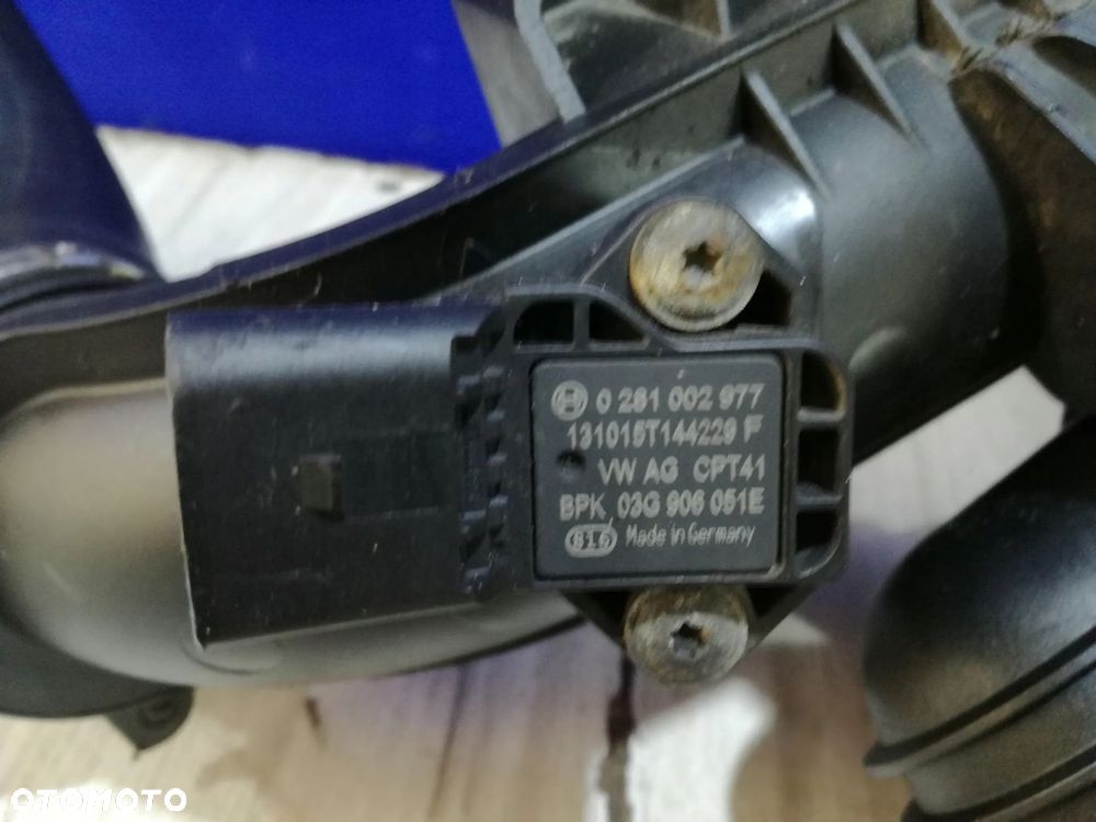 Audi A6 C7 3.0 TDI rezonator powietrza rura intercoolera czujnik 0281002977 - 4