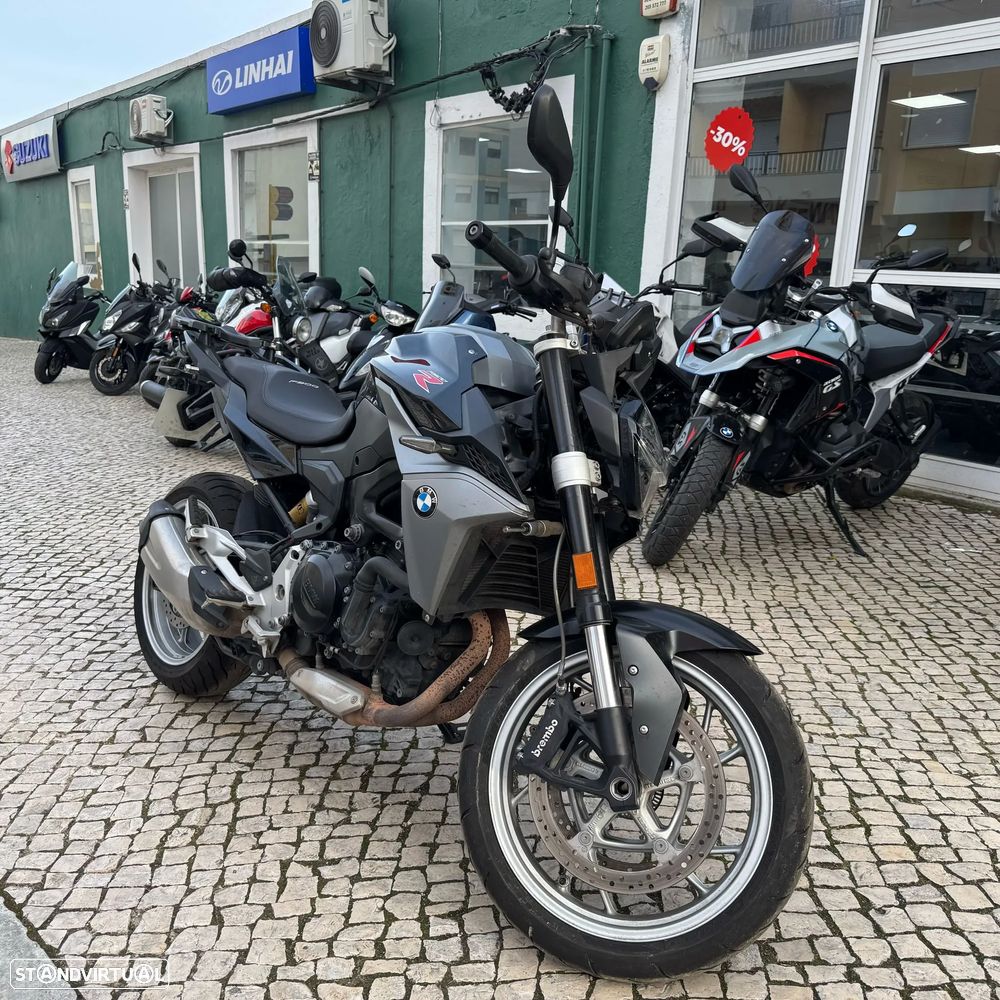 BMW F 900 R - 8
