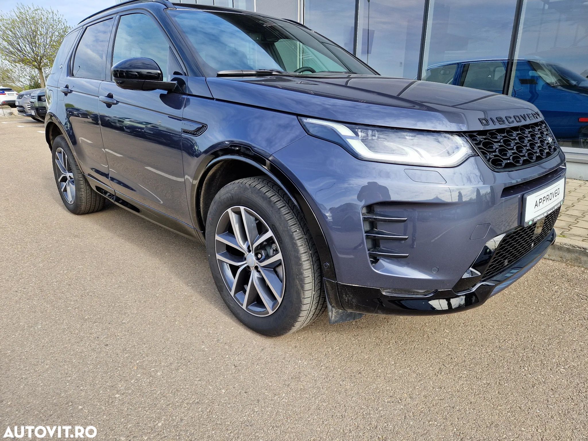 Land Rover Discovery Sport 2.0 D200 R-Dynamic MHEV SE - 1