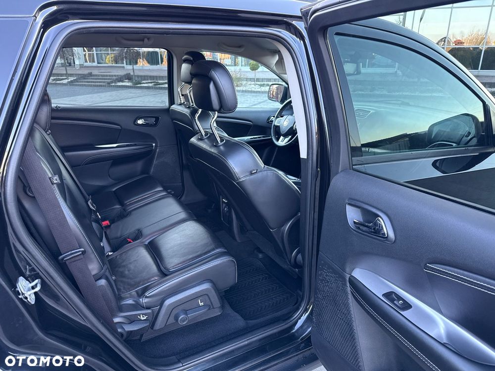 Fiat Freemont 2.0 Multijet Black Code AWD - 23