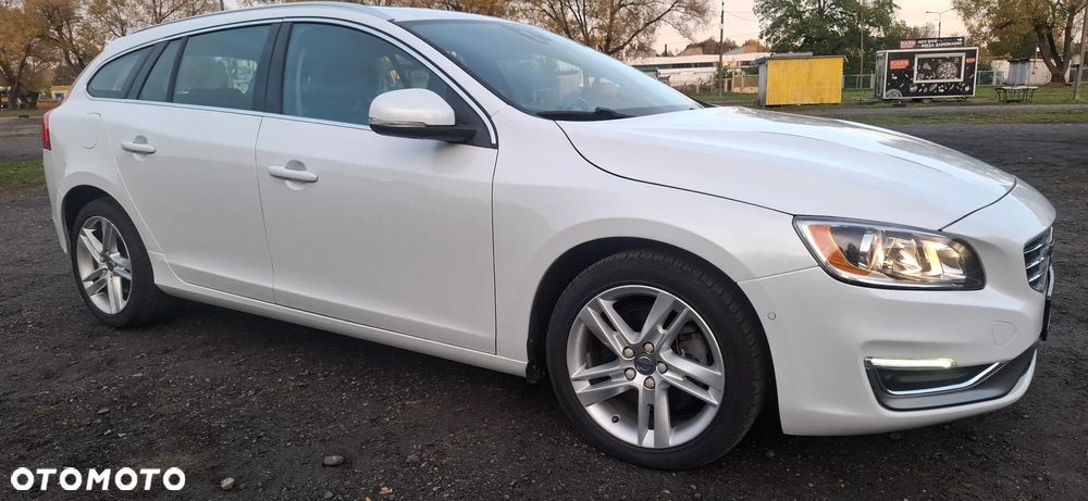 Volvo V60 - 2